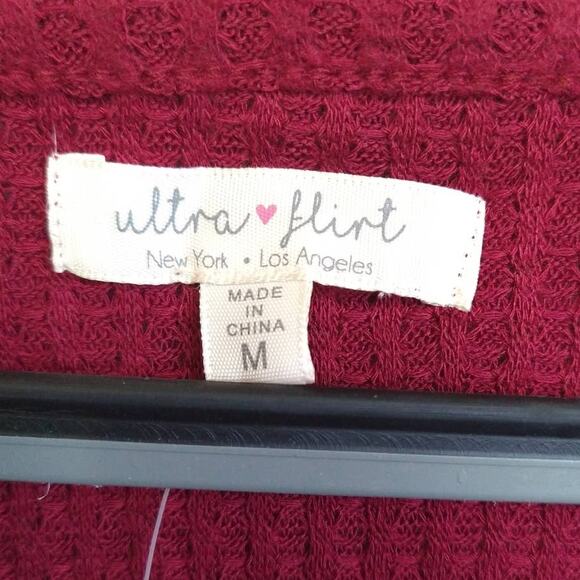 Ultra Flirt Waffle Knit Henley Top Size M NEW - Picture 4 of 9